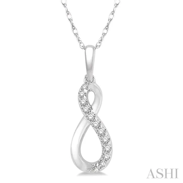 1/10 Ctw Figure Eight Round Cut Diamond Infinity Pendant in 10K White Gold with chain