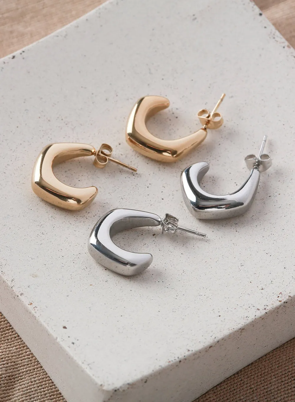 Angled Curved Bold Earrings IL404