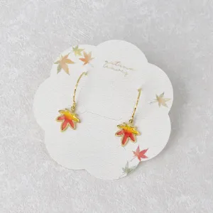 Gradient Momiji Leaf Earrings