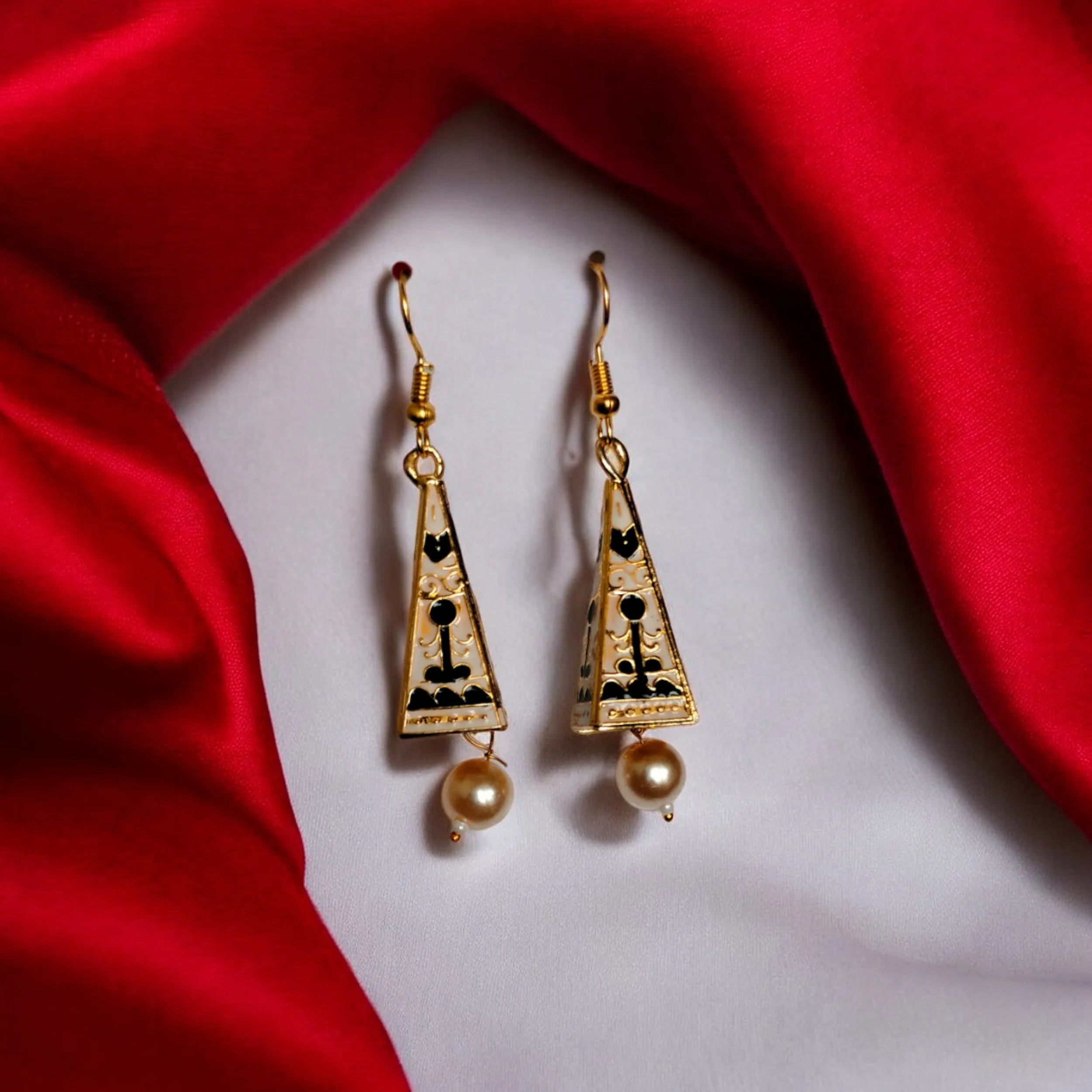 Jewelestia Ivory Elegance Pyramid Earrings