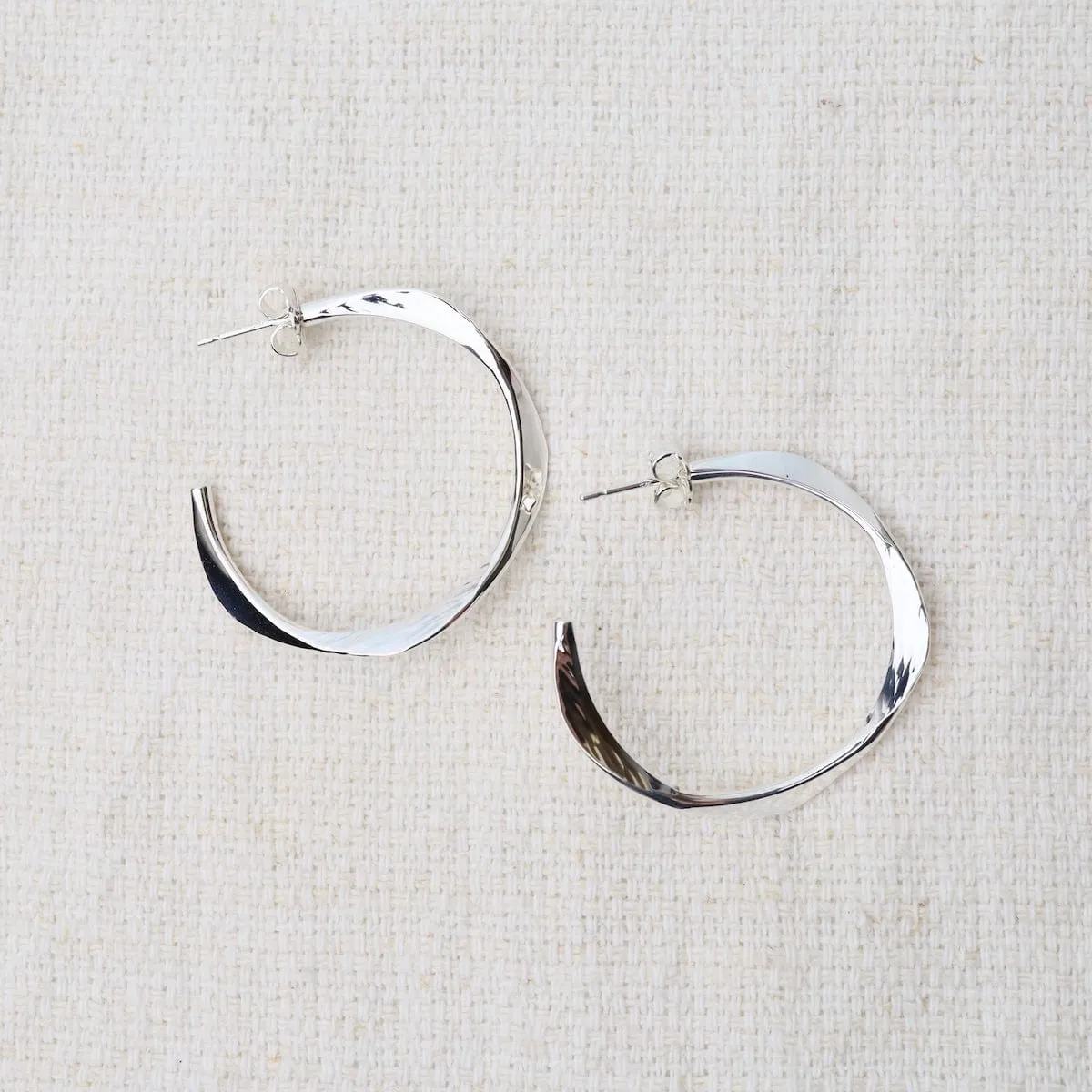 Large Abstract Flattened Curve Hoops