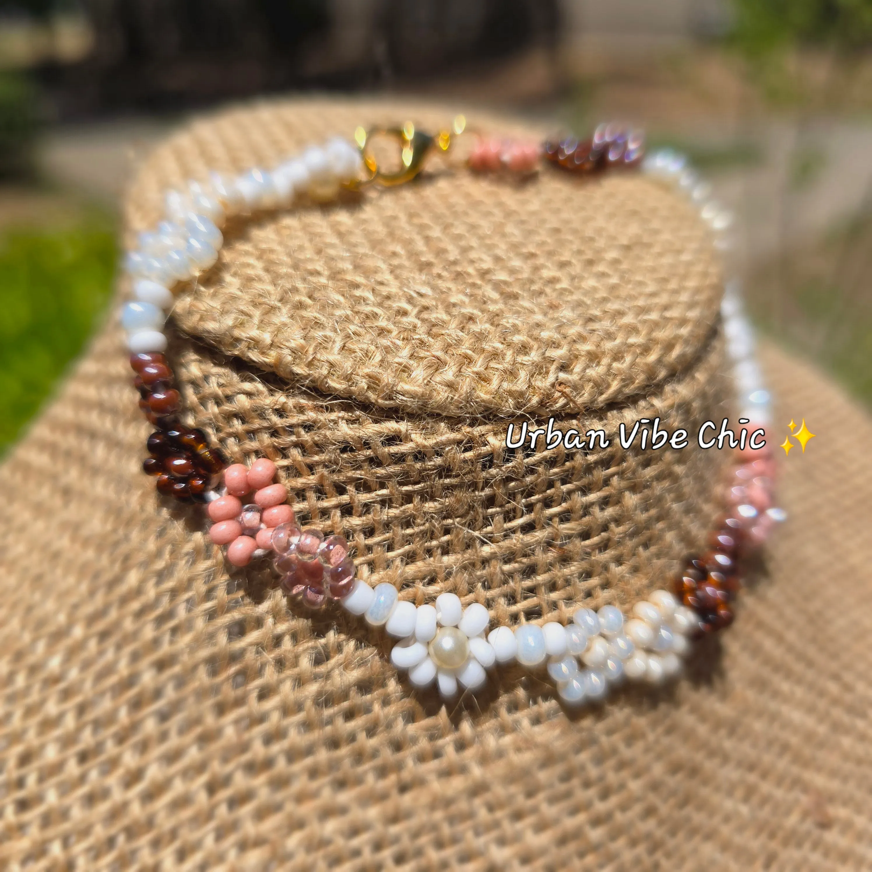 Nude Pink Daisy Beaded Anklet |Flower Bead Bead Anklet | Urban Vibe Chic | Seed Bead Jewelry | Beaded Necklace