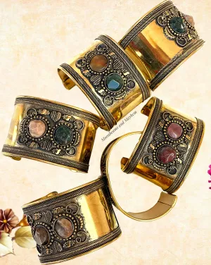 STRIKING ARABIAN NIGHTS CUFF / BRACELET