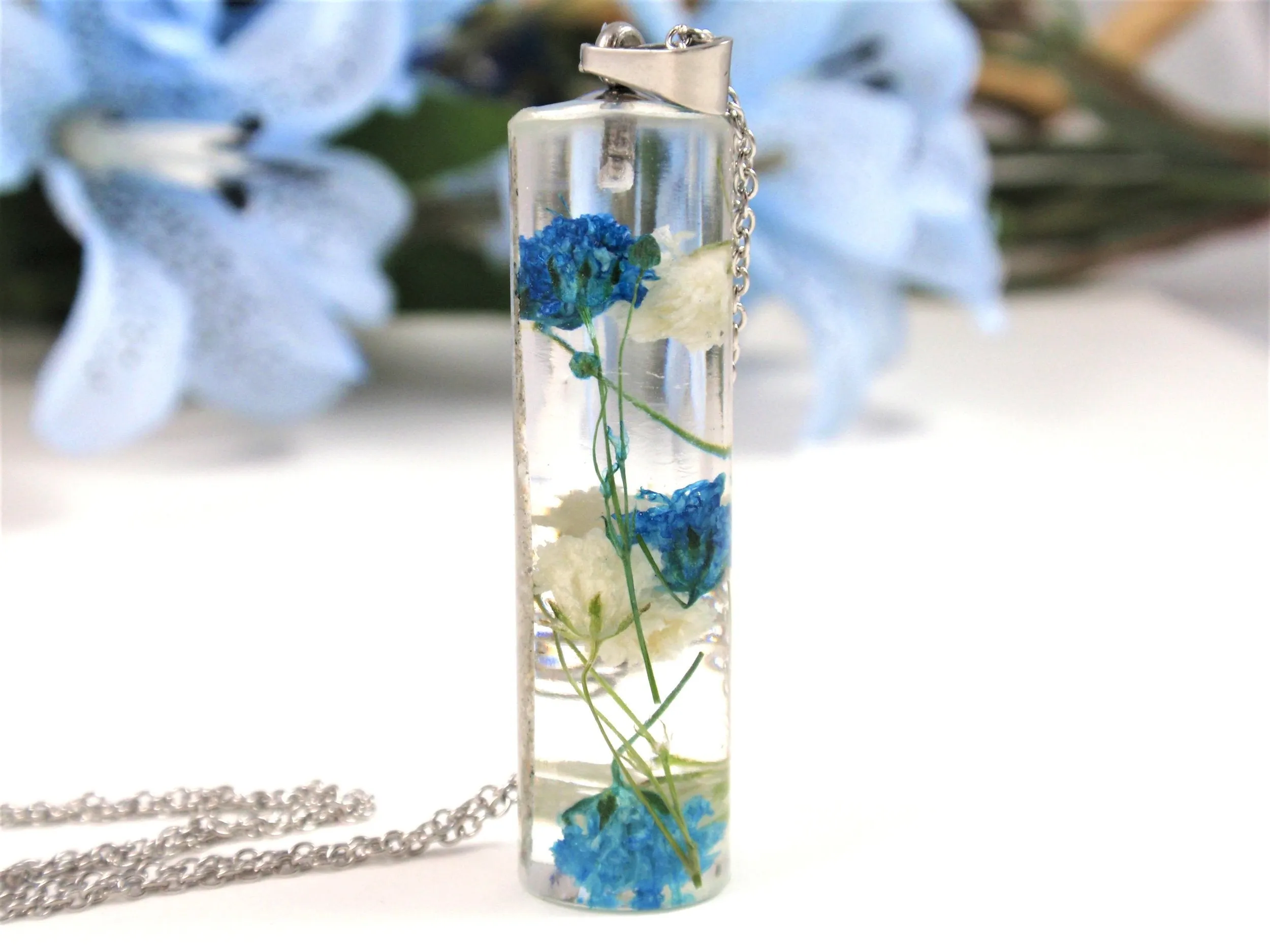 Terrarium Necklace with Infused Ashes and Baby's Breath Flowers